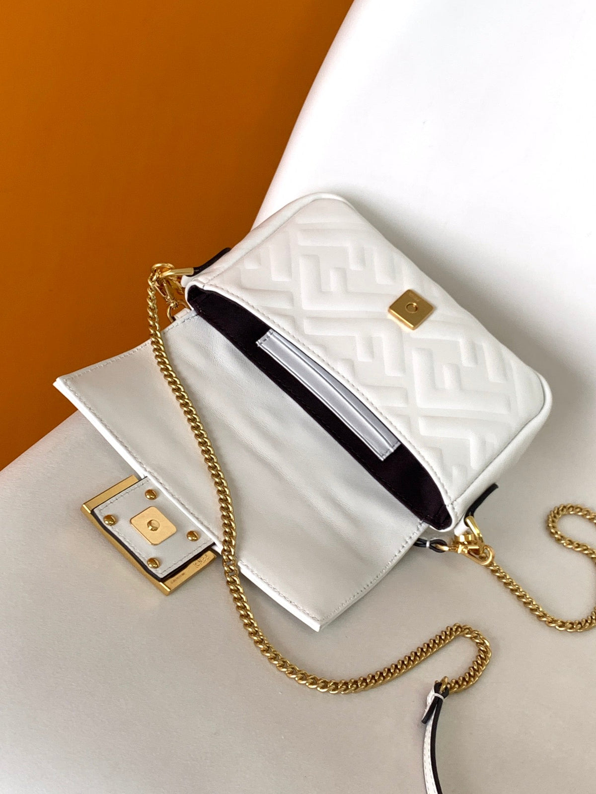FENDI Mini Baguette Bag 20 With FF Motif White Leather Ghw