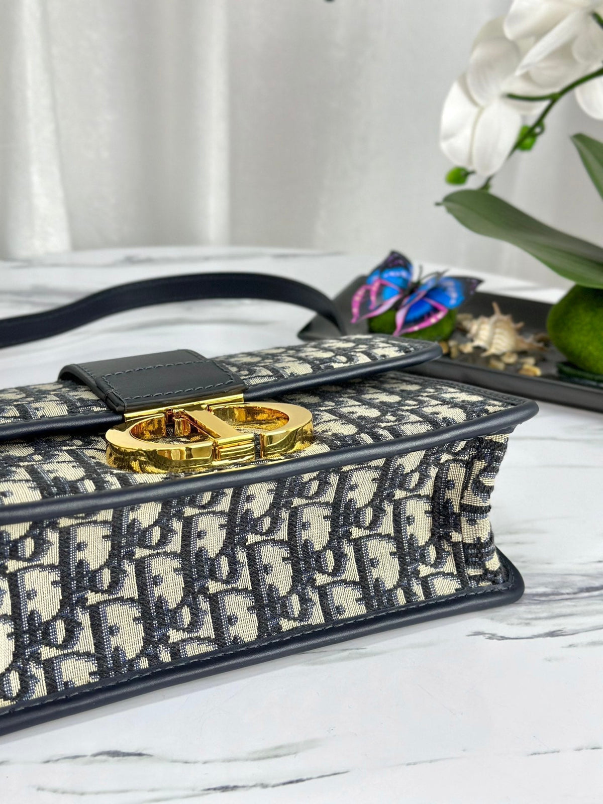 DIOR MONTAIGNE 25 BAG IN BLUE OBLIQUE JACQUARD