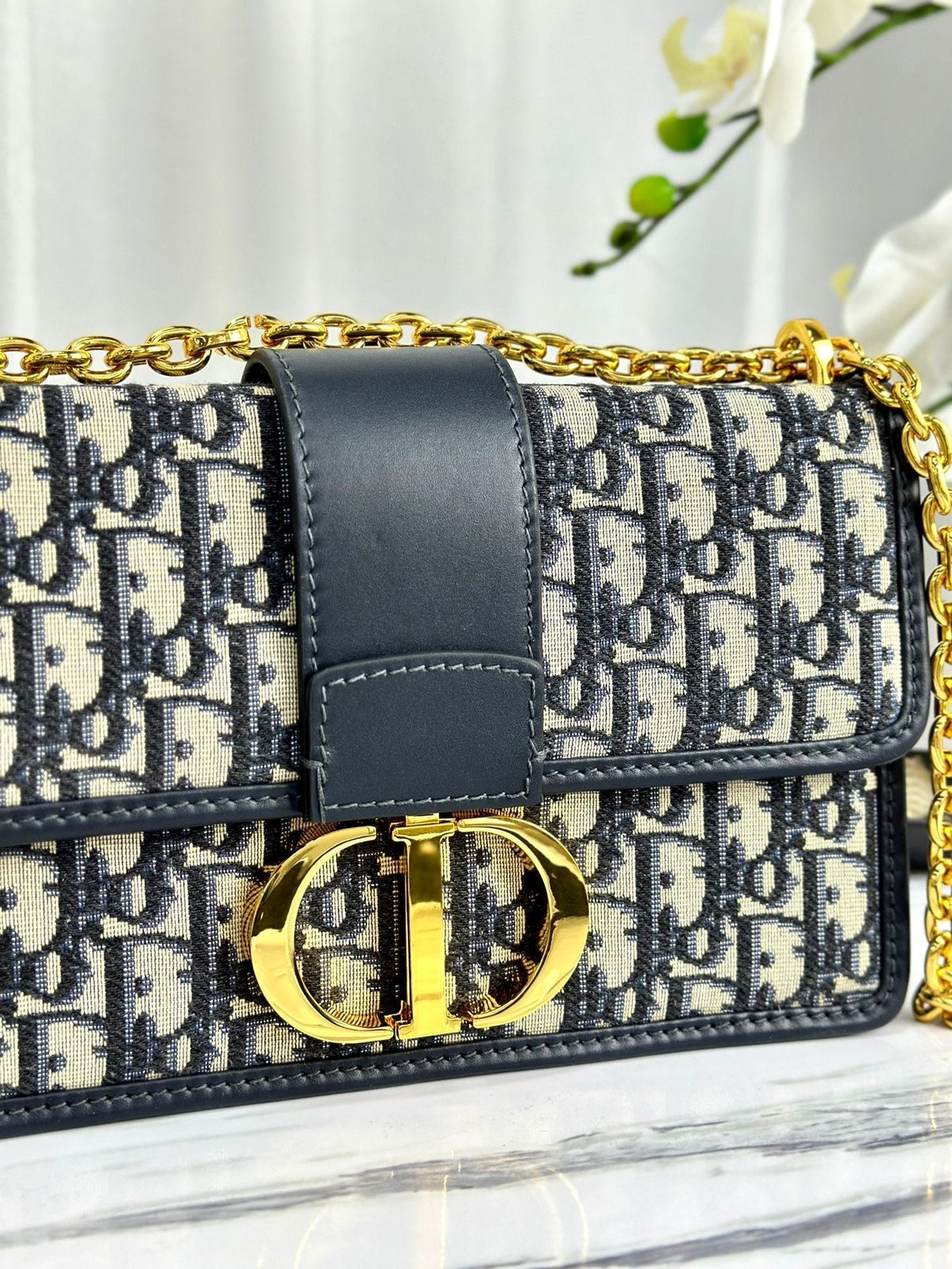 DIOR MONTAIGNE 25 BAG IN BLUE OBLIQUE JACQUARD