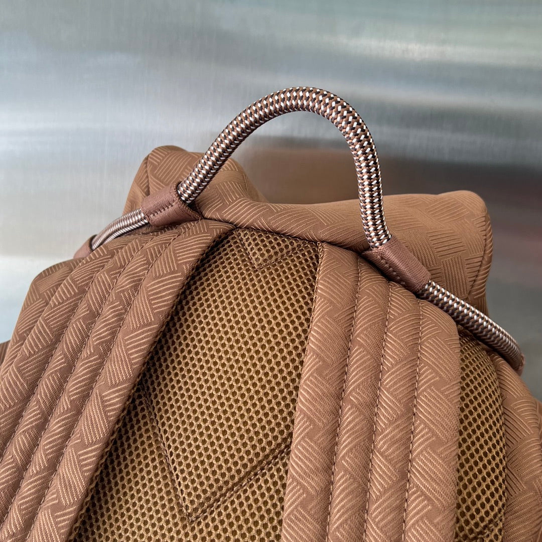 BOTTEGA VENETA ALTO 42 BACKPACK IN RUSSET BROWN JACQUARD FABRIC