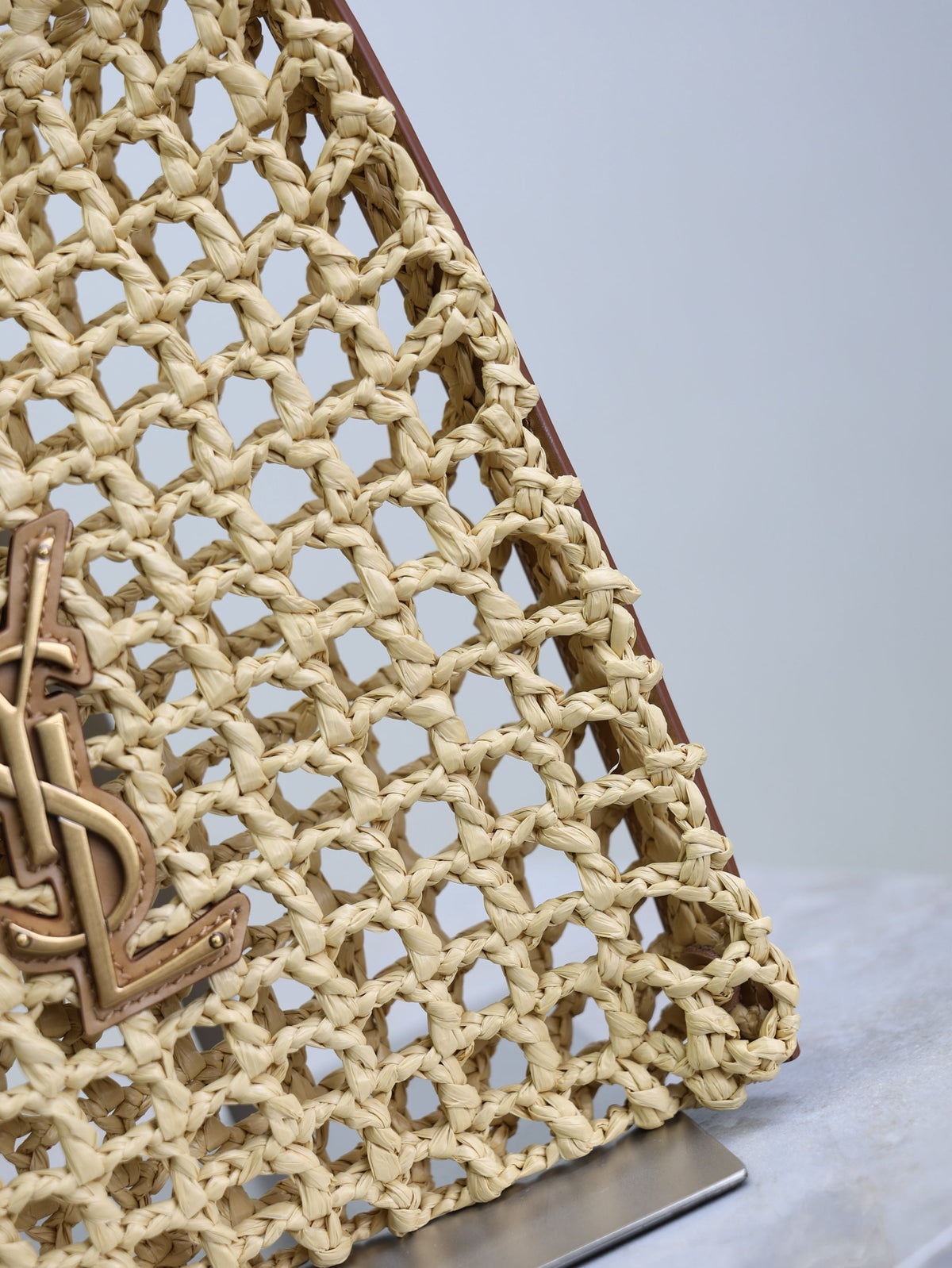 SAINT LAURENT OXALIS 25 IN RAFFIA CROCHET AND LEATHER VINTAGE BROWN