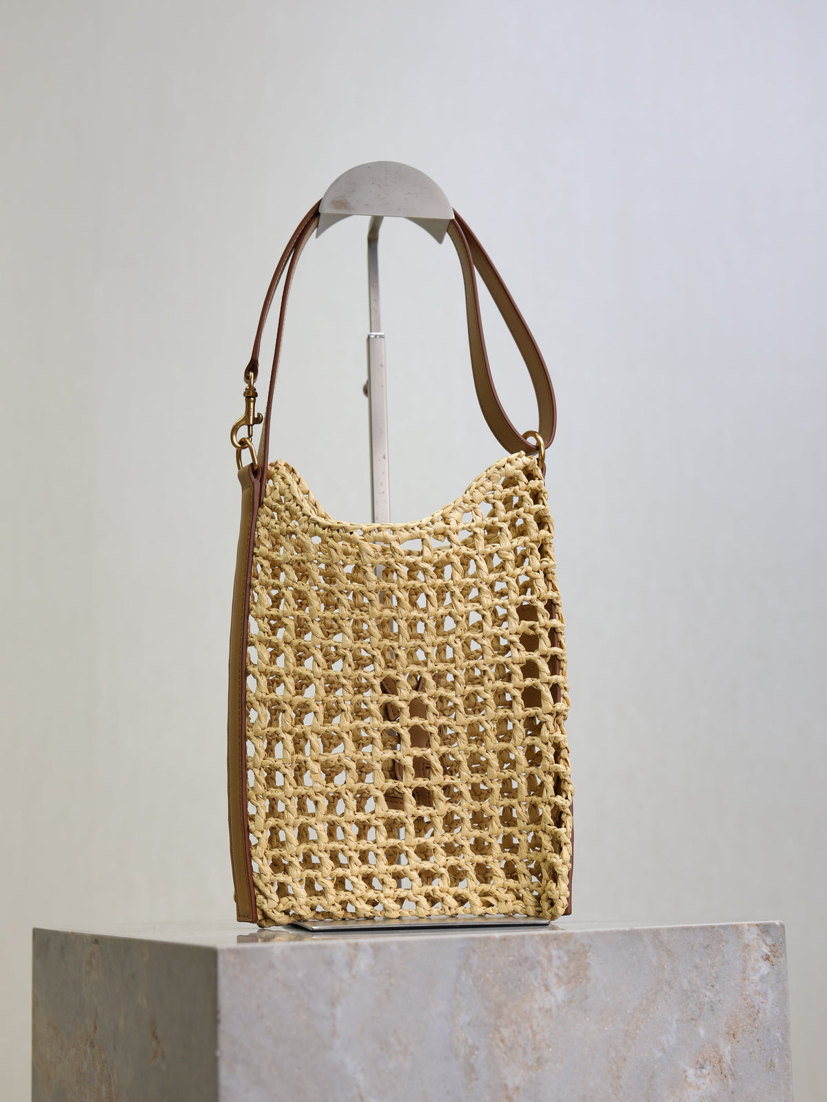 SAINT LAURENT OXALIS 25 IN RAFFIA CROCHET AND LEATHER VINTAGE BROWN