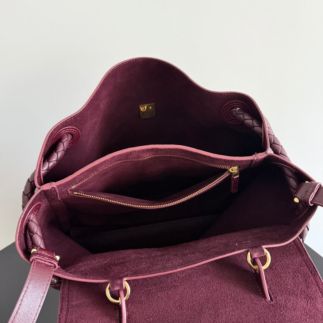 BOTTEGA VENETA MEDIUM CIAO CIAO 34 IN BURGUNDY CALFSKIN