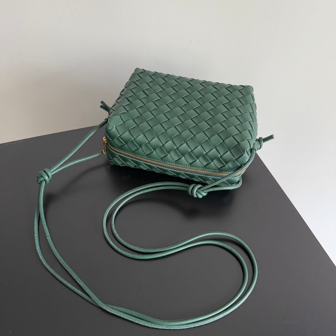 BOTTEGA VENETA MINI LOOP CAMERA BAG 22 IN DARK GREEN CALFSKIN