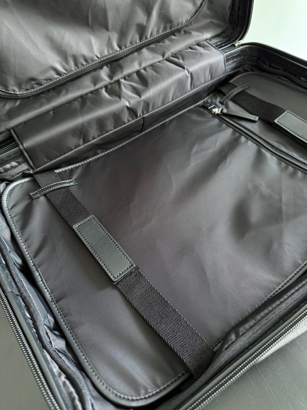 BOTTEGA VENETA 25S ODYSSEY CABIN 3D INTRECCIO PATTERN LUGGAGE 55 IN OLIVE GREEN CALFSKIN