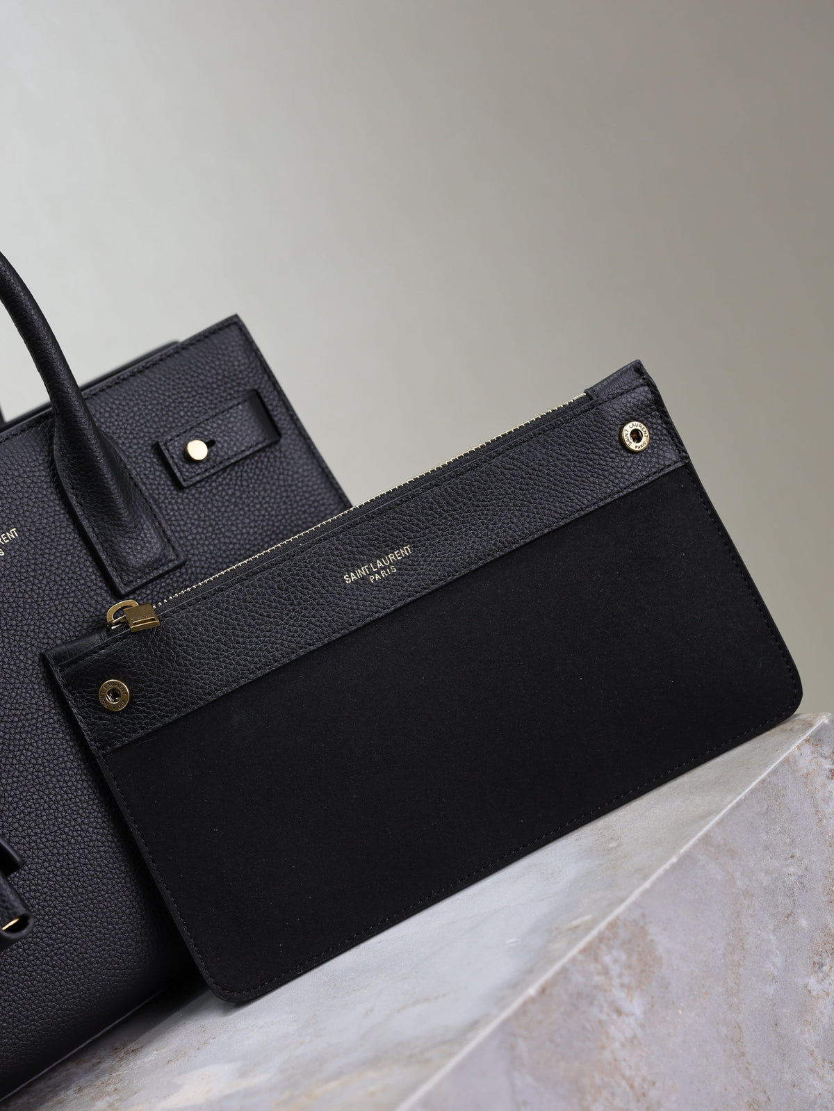 SAINT LAURENT YSL 25S SAC DE JOUR MM 26 IN BLACK SUPPLE GRAINED CALFSKIN GOLD HARDWARE
