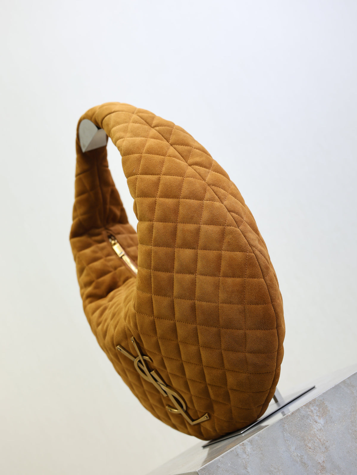 SAINT LAURENT YSL 25S ICARINO 44 IN CARAMEL QUILTED SUEDE GOLD HARDWRE