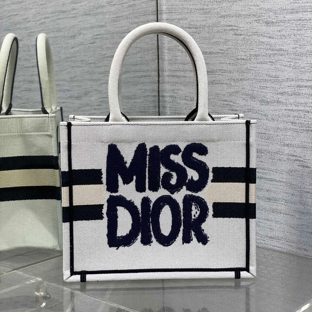 DIOR BOOK TOTE 26 IN WHITE MIX BLACK CANVAS 226503