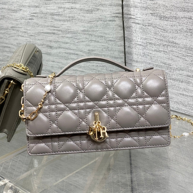 DIOR 25S TALK PHONE POUCH 21 IN DIRTY LILAC CANNAGE LAMBSKIN GOLD HARDWRE