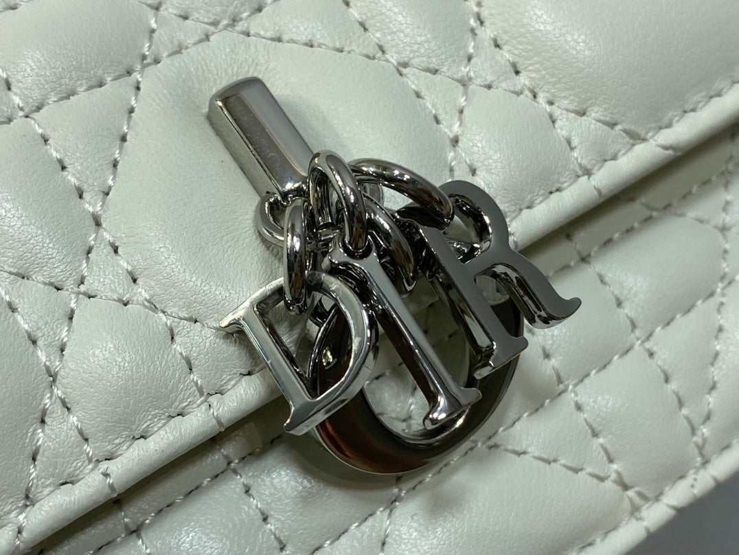 DIOR 25S TALK PHONE POUCH 21 IN WHITE CANNAGE LAMBSKIN SILVER HARDWRE