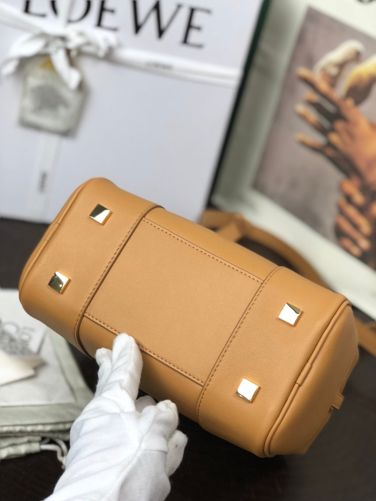 LOEWE LOE AMAZONA 19 BAG IN WARM DESERT NAPPA CALFSKIN
