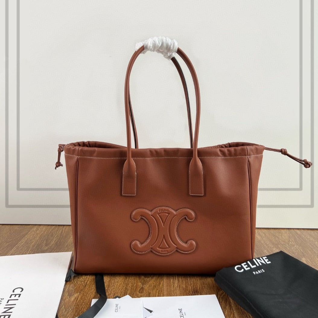 CELINE CUIR TRIOMPHE 44 TAN CALFSKIN