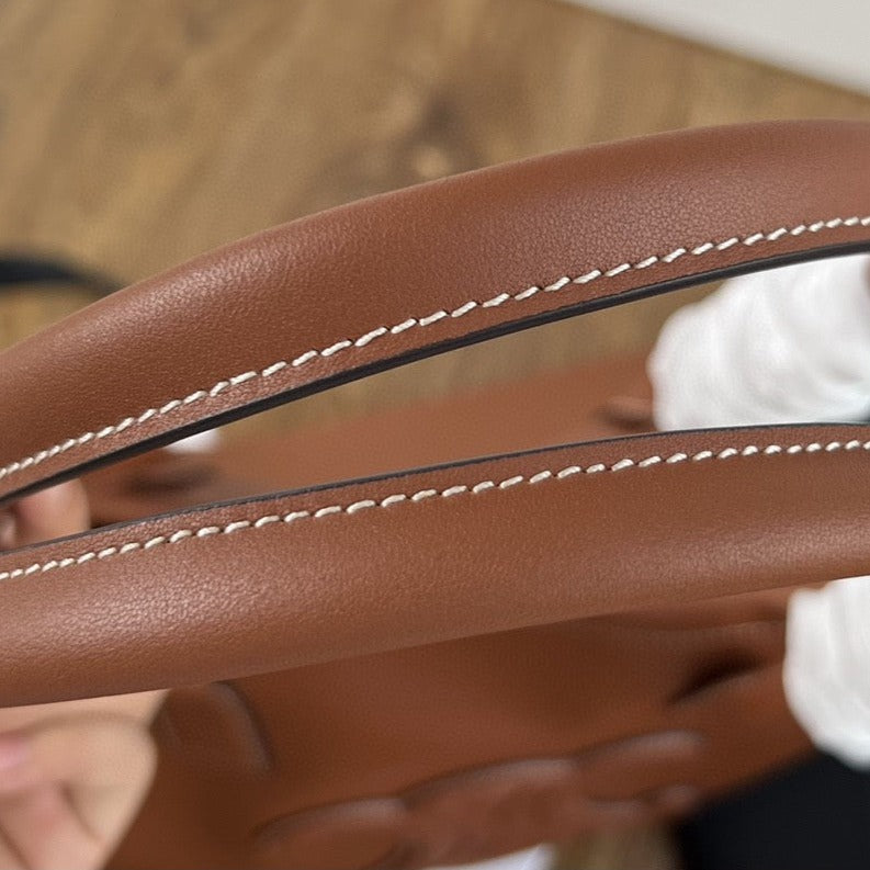 CELINE CUIR TRIOMPHE 44 TAN CALFSKIN