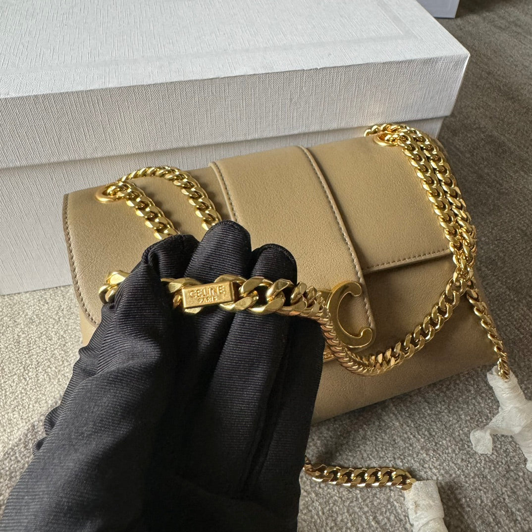 CELINE MEDIUM VICTOIRE BAG 23 IN CAMEL GOLD CALFSKIN