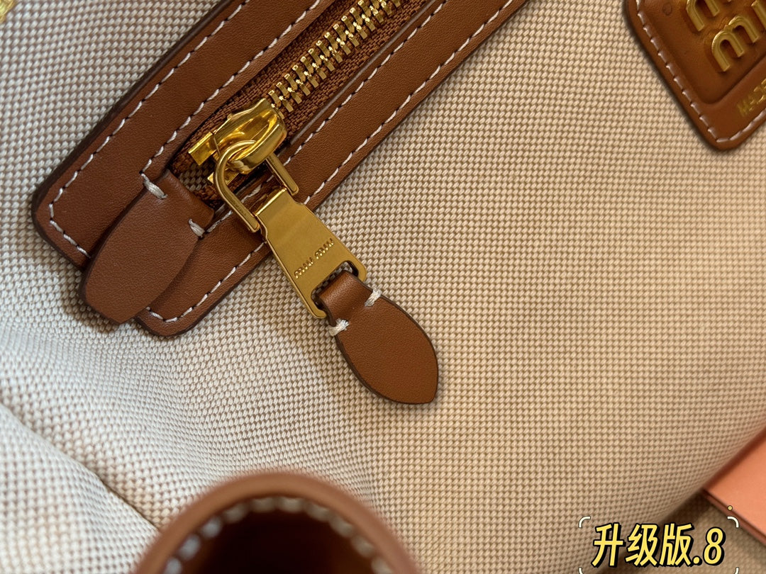MIU MIU TOP - HANDLE 35 BAG IN BEIGE CANVAS