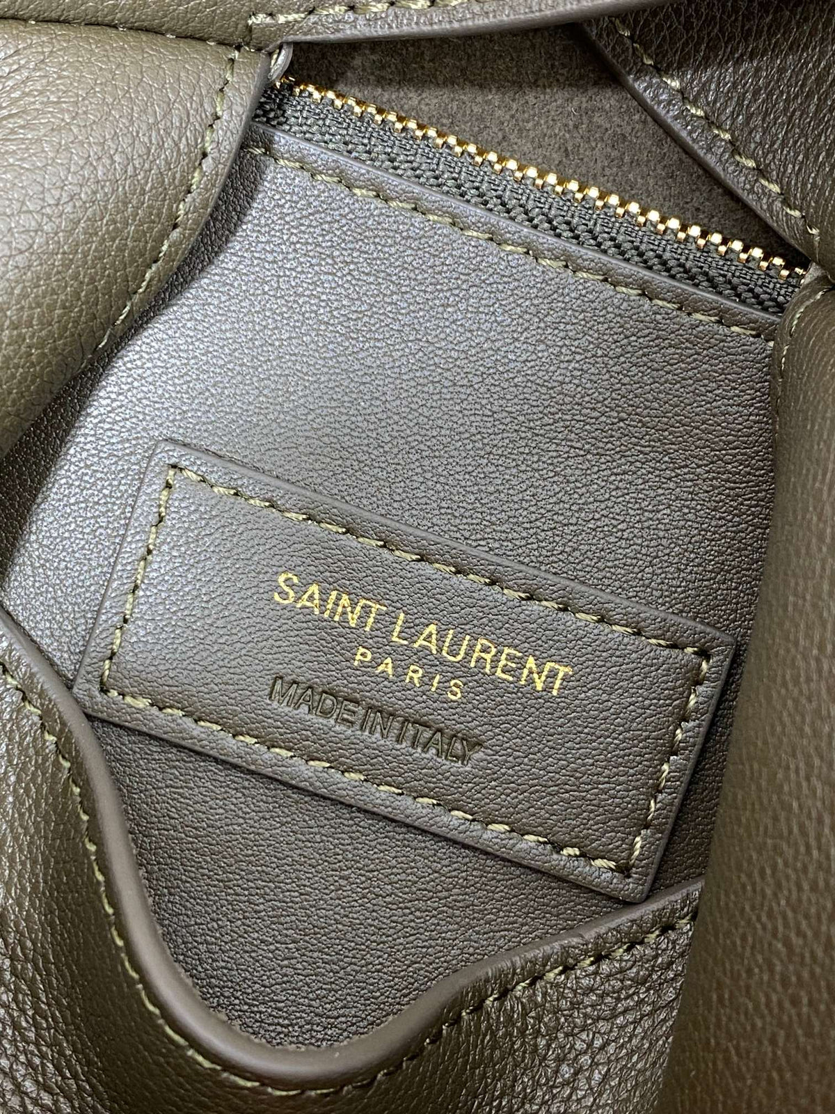SAINT LAURENT LE 5 À 7 SMALL SUPPLE 22 IN DARK GREEN CALFSKIN GOLD BUCKLE