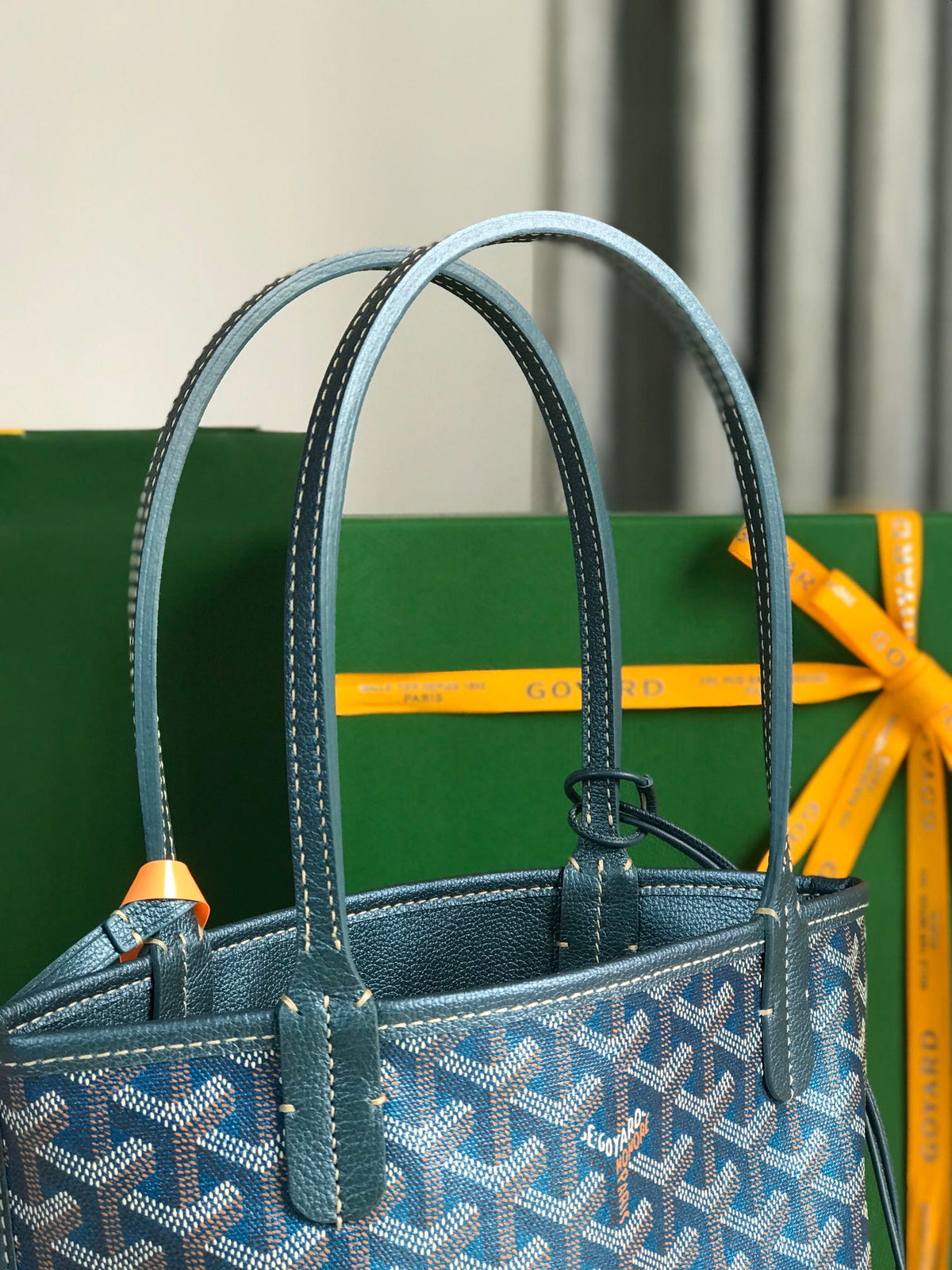 GOYARD ANJOU MINI BAG 20 IN NAVY BLUE CALFSKIN AND GOYARDINE CANVAS