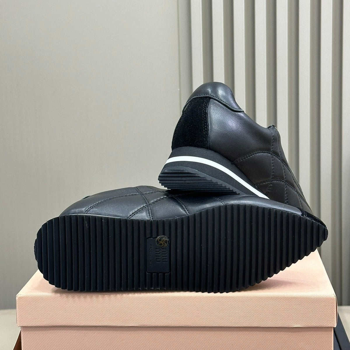 POINTED SPORTS SHOES BLACK LAMBSKIN