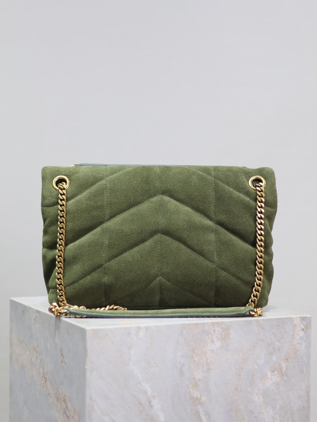 SAINT LAURENT YSL 25S LOULOU PUFFER MM 29 IN GREEN SUEDE GOLD HARDWRE
