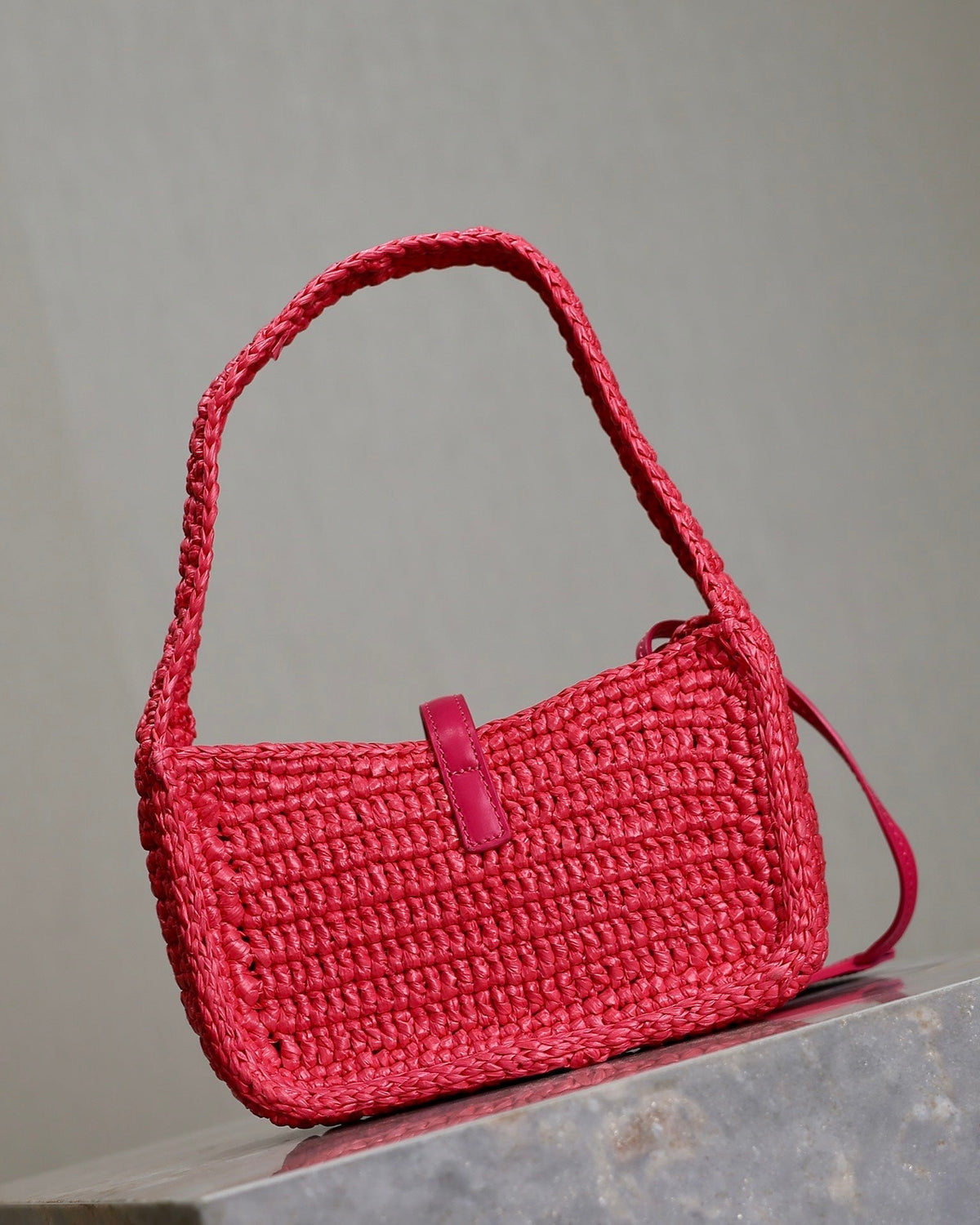 SAINT LAURENT LE 5 À 7 BAG 19 IN MAGENTA PINK WOVEN RAFFIA