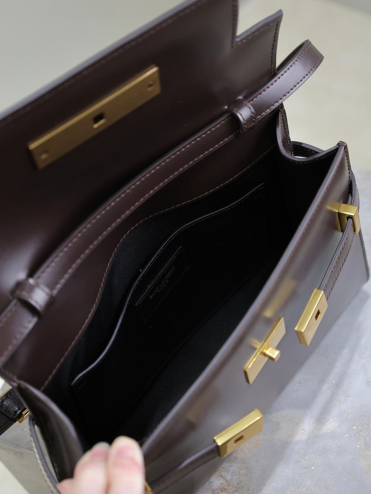 SAINT LAURENT YSL 25S MANHATTAN SMALL 24 IN ROUGE CABERNET CALFSKIN GOLD HARDWRE