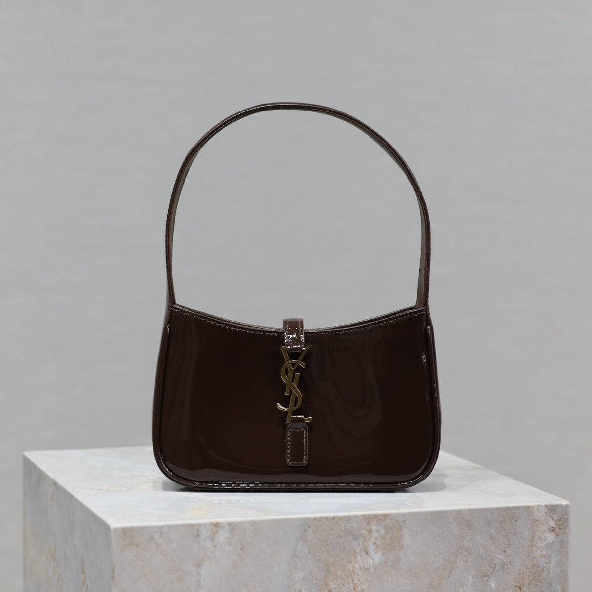 SAINT LAURENT LE 5 À 7 MINI BAG 19 IN CHOCOLATE PATENT CALFSKIN GOLD LOGO