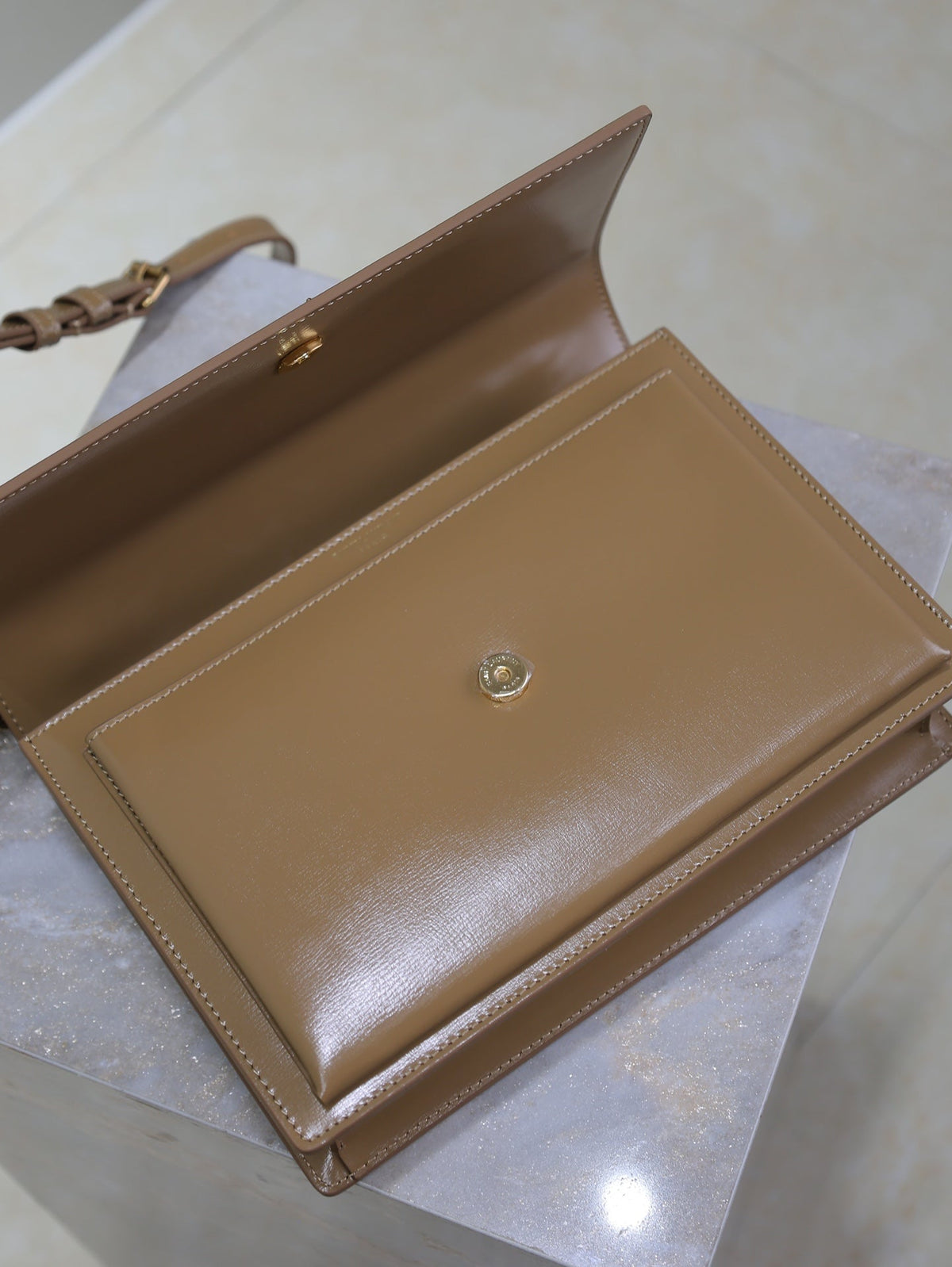 SAINT LAURENT YSL 25S SUNSET MM 25 IN FOX CALFSKIN GOLD HARDWRE