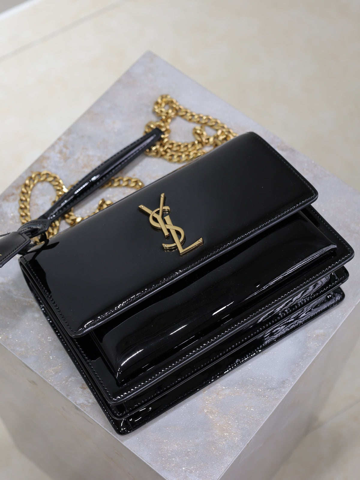 SAINT LAURENT YSL 25S SUNSET MEDIUM 22 IN BLACK SHINY CALFSKIN GOLD HARDWRE