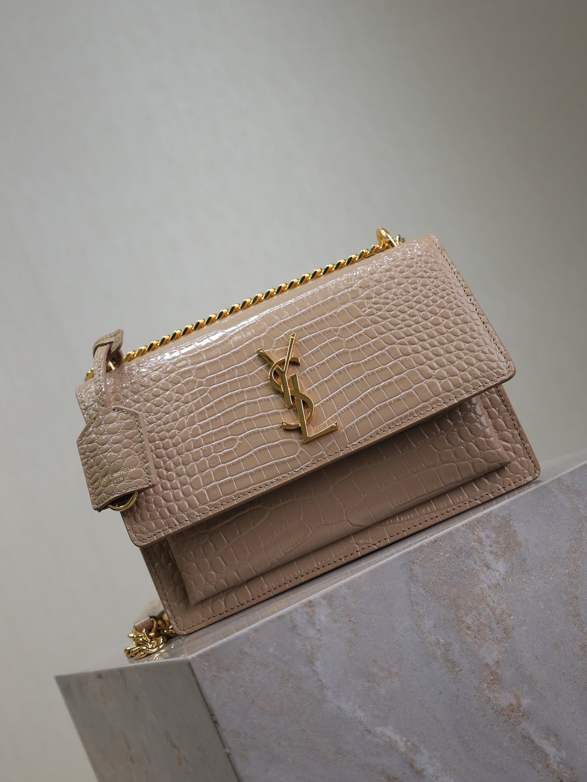 SAINT LAURENT YSL 25S SUNSET MEDIUM 22 IN NUDE CROCODILE-EMBOSSED SHINY CALFSKIN GOLD HARDWRE