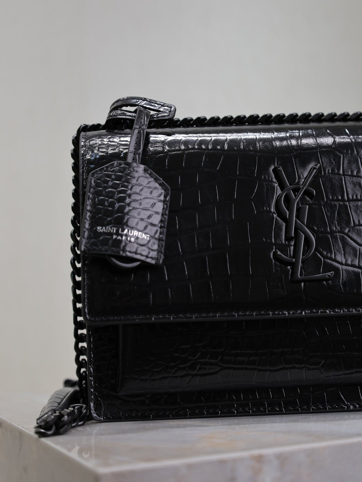 SAINT LAURENT YSL 25S SUNSET MEDIUM 22 IN BLACK CROCODILE-EMBOSSED SHINY CALFSKIN BLACK HARDWRE