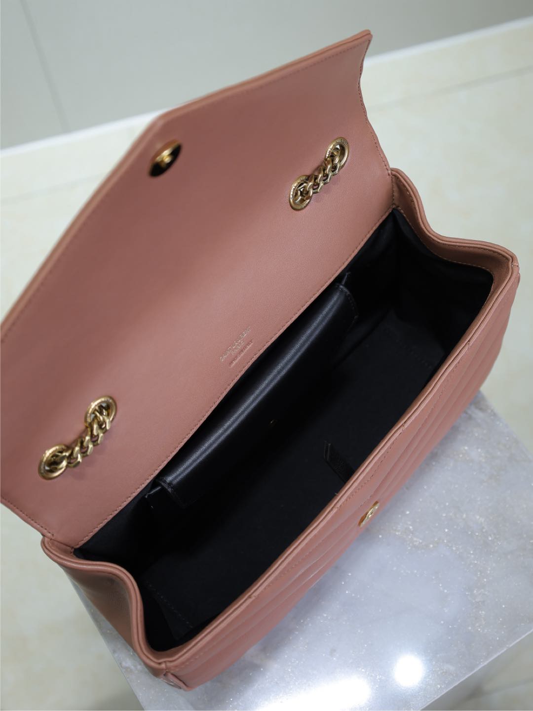 SAINT LAURENT LOULOU MEDIUM 29 IN SALMON PINK SHEEPSKIN GOLD HARDWARE