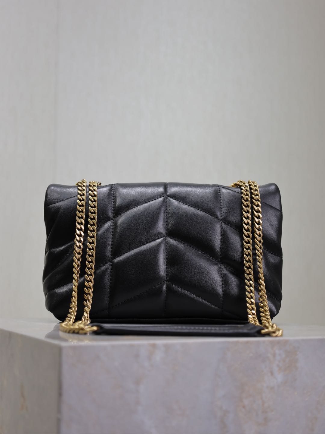 SAINT LAURENT YSL 25S LOULOU PUFFER MINI 23 IN BLACK CALFSKIN GOLD HARDWARE