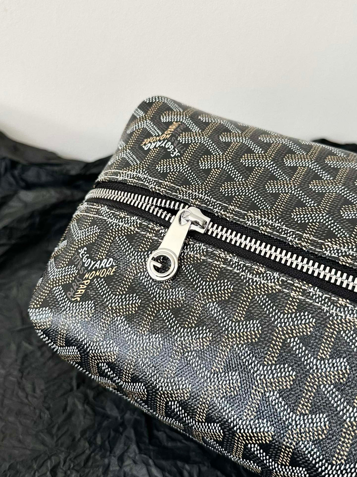 GOYARD GOYA COSMETIC BAG 24CM BLACK AND TAN CANVAS
