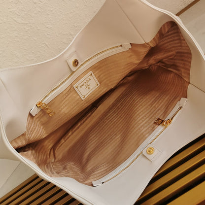 PRADA CHAIN TOTE 39 SOFT WHITE CALFSKIN