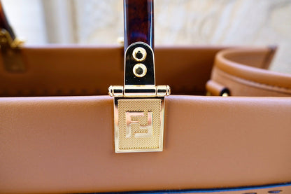 FENDI Fend Sunshine Large Bag 40.5 Tan Leather