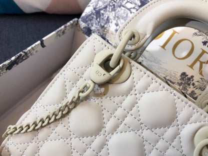 DIOR MINI LADY 17 BAG IN WHITE CALFSKIN