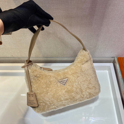 PRADA HOBO BAG 23 IN BEIGE SHEARLING