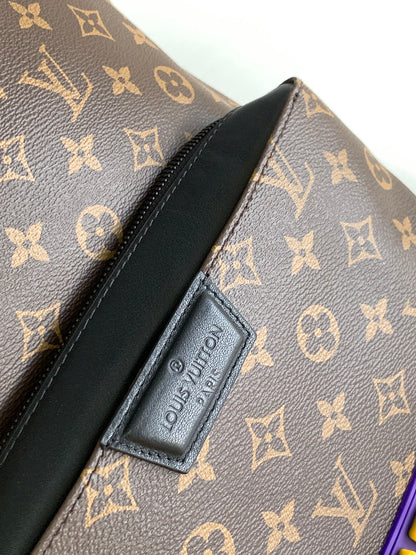 LOUIS VUITTON DISCOVERY BACKPACK 40 IN BROWN MONOGRAM CANVAS RUBBER LOGO