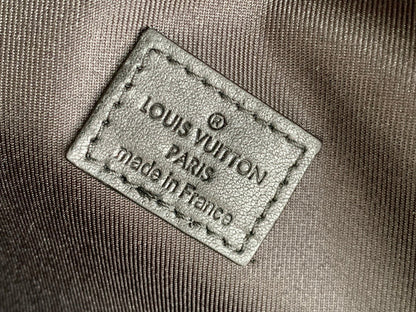 LOUIS VUITTON DISCOVERY BACKPACK 40 IN BROWN MONOGRAM CANVAS RUBBER LOGO