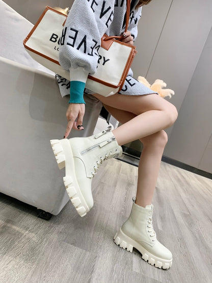 PRADA 25S SNOW BOOTS IN WHITE CALFSKIN