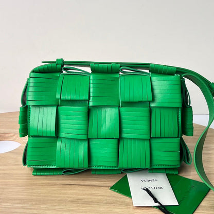 BOTTEGA VENETA SMALL CASSETTE 23 IN GREEN FRINGED CALFSKIN
