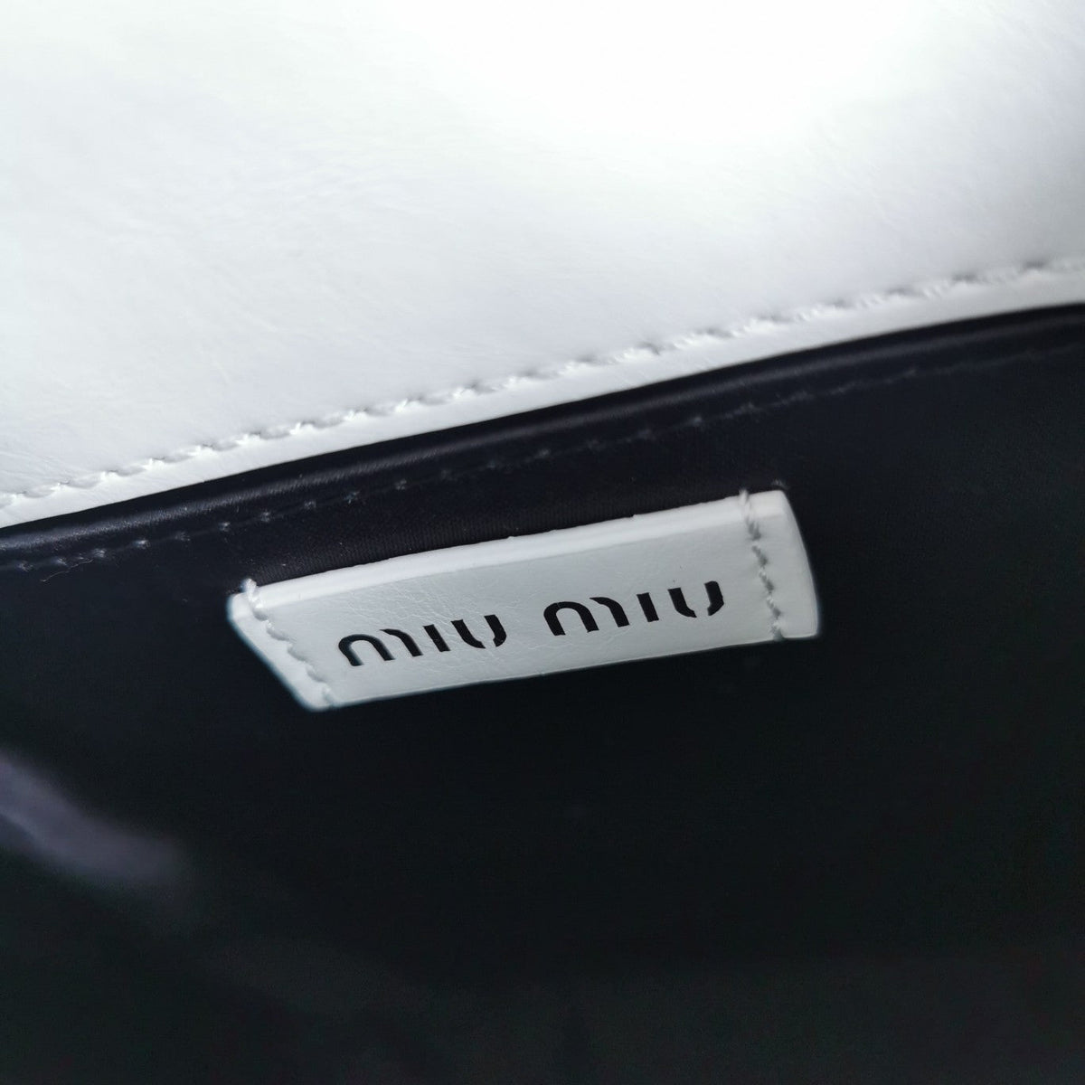 MIU MIU TOTE 18 BAG IN WHITE CALFSKIN