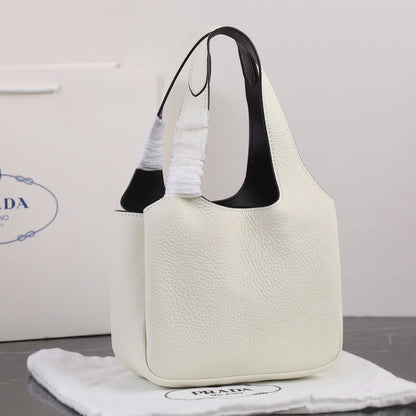 PRADA 18 DYNAMIQUE LOGO TOTE BAG IN WHITE CALFSKIN