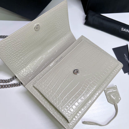 SAINT LAURENT SUNSET MEDIUM 22 IN WHITE CROCODILE PATTERN CALFSKIN SILVER HARDWARE