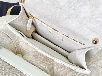 DIOR LIMITED BAG 21 IN WHITE LAMBSKIN