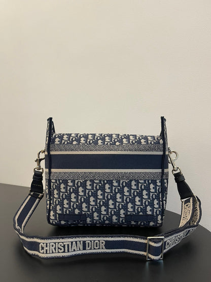 DIOR MEDIUM 28 CAMP BAG IN BLUE OBLIQUE EMBROIDERY