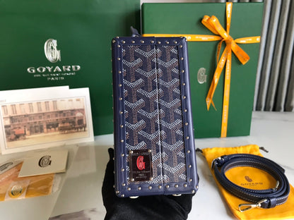 GOYARD GRAND HÔTEL TRUNK BAG 24 IN NAVY BLUE GOYARDINE CANVAS AND CALFSKIN