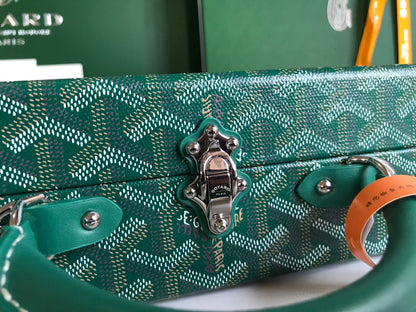 GOYARD GRAND HÔTEL TRUNK BAG 24 IN GREEN GOYARDINE CANVAS AND CALFSKIN