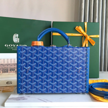GOYARD GRAND HÔTEL TRUNK BAG 24 IN BLUE GOYARDINE CANVAS AND CALFSKIN
