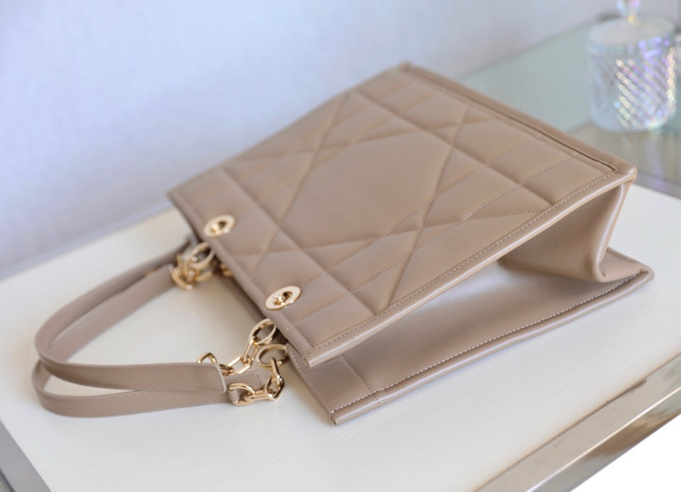 DIOR MEDIUM TOTE BOOK 26 BAG IN BEIGE CREAM CALFSKIN